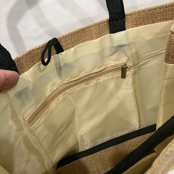 Burlap Tote with matching wristlet - Picture 6 of 6